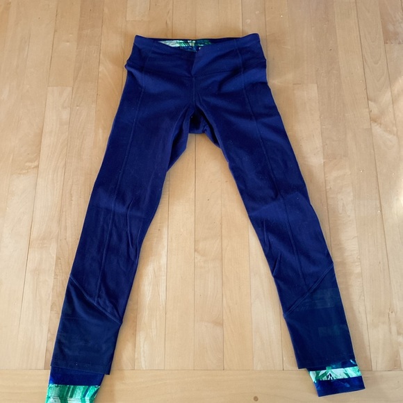 Athleta Navy Blue Leggings - Picture 2 of 6